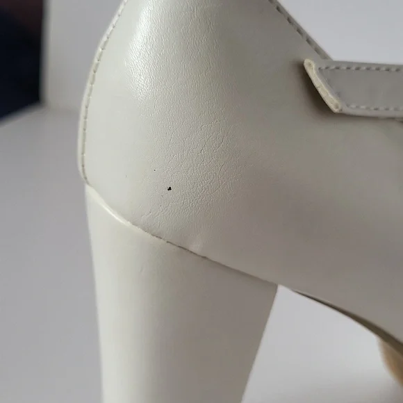 Mary Jane Stilettos - Picture 12 of 15